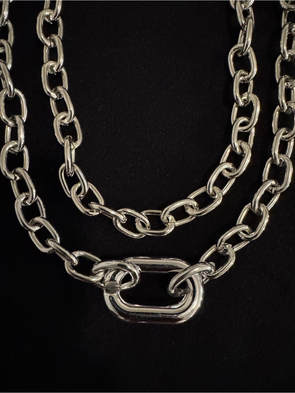 Chunky Silver Chain Link Choker Necklace - Women's Jewelry - Picture 2 of 6